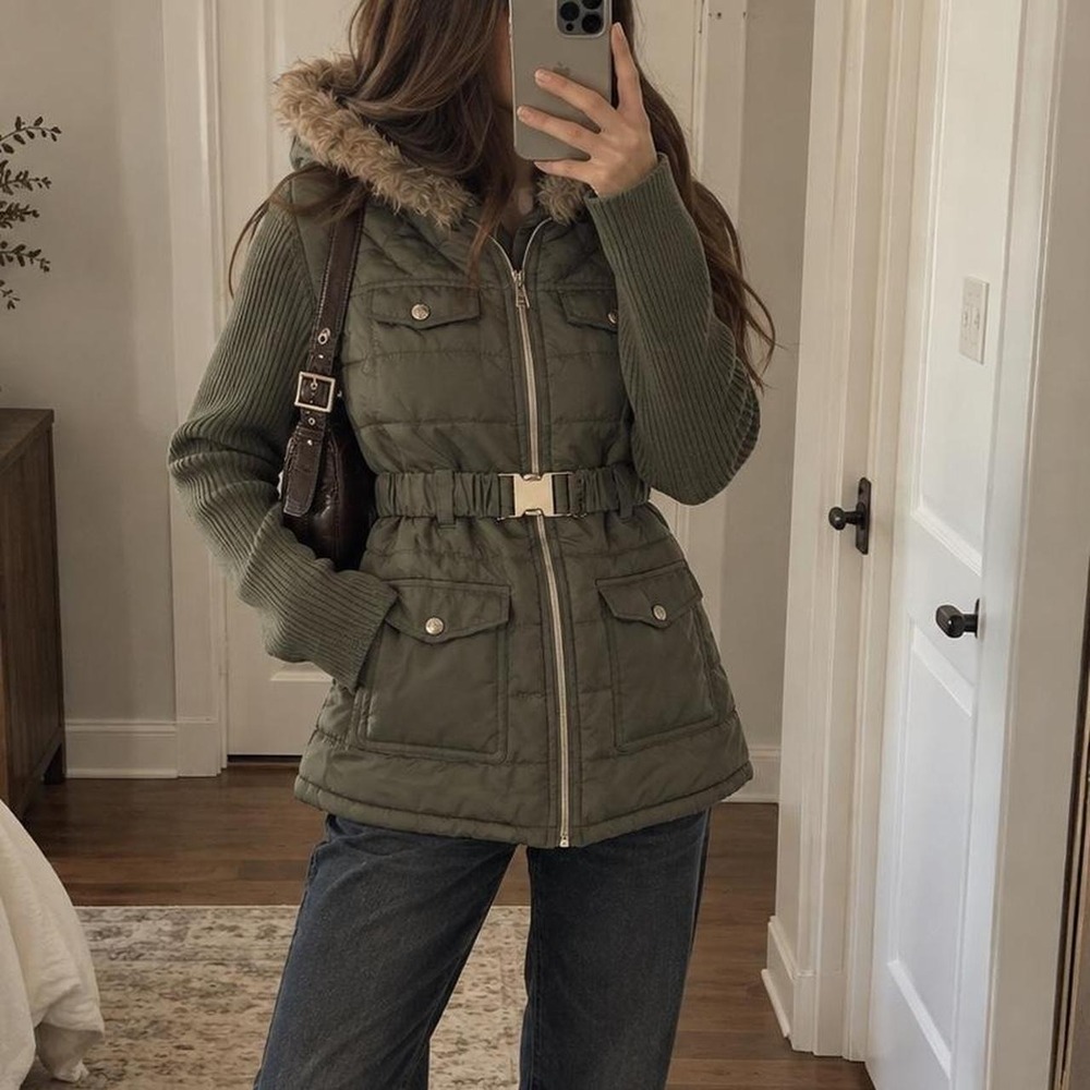 Green faux fur hood puffer jacket